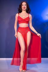 Set 3 pezzi in tulle con catene dorate removibili. Rosso