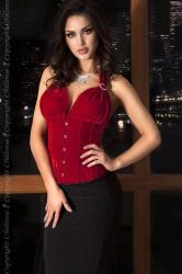 CHILIROSE: velvet bodice with decorative buckles. Red.