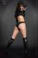 CHILIROSE: travestimento gangster con cappello.