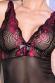 Camicia da notte in tulle e pizzo con tanga. Nero-rosa