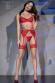 Completo intimo 4 pezzi in pizzo con calze. Rosso