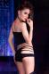 Top e shorts con intagli sui fianchi e sul busto. Nero